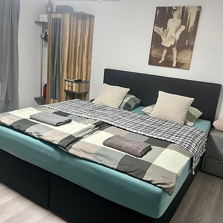 Apartmanek Patricie Room With Kitchenette Suitable For 2 Adults And 2 Children Mikulov Extérieur photo