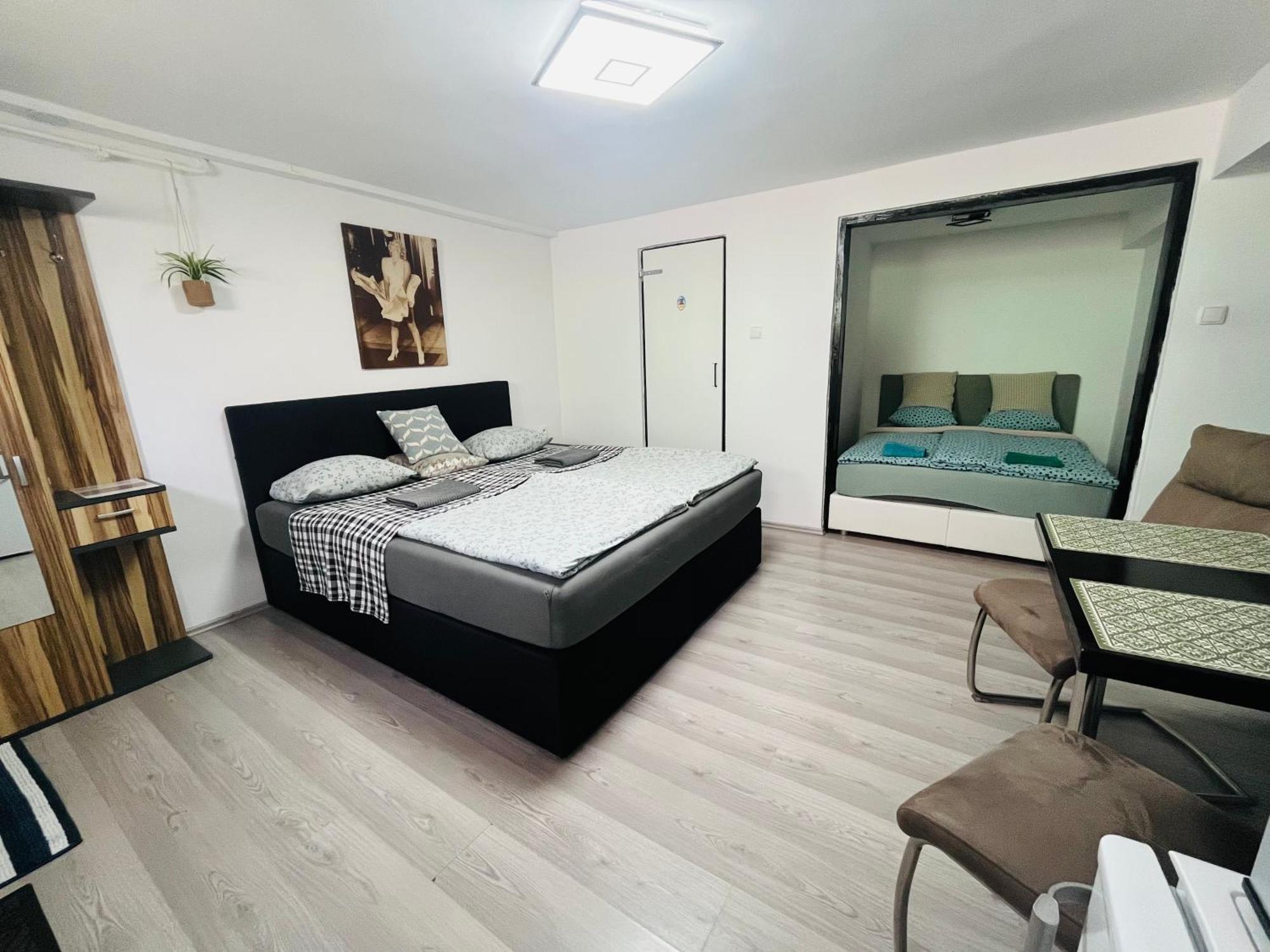 Apartmanek Patricie Room With Kitchenette Suitable For 2 Adults And 2 Children Mikulov Extérieur photo